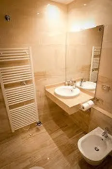 Holidays 2 فندق