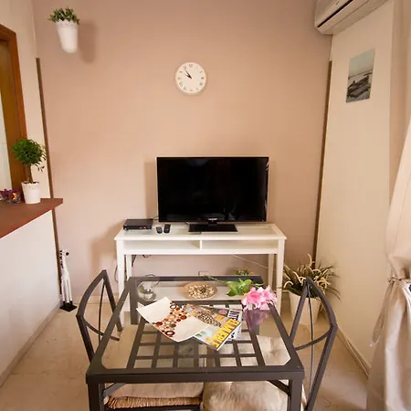 Holidays 2 Otel 4*