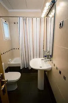 Holidays 2 Otel