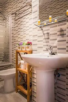 Holidays 2 Otel 4*