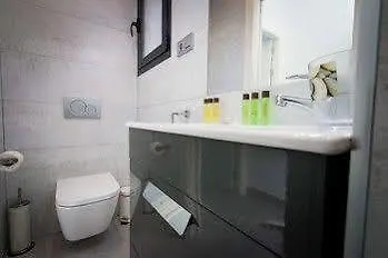 Otel Holidays 2