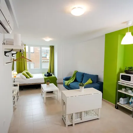 Holidays 2 Otel
